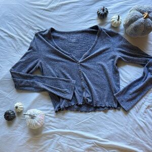 American Eagle Outfitters Heathered Blue V-Neck Shirt